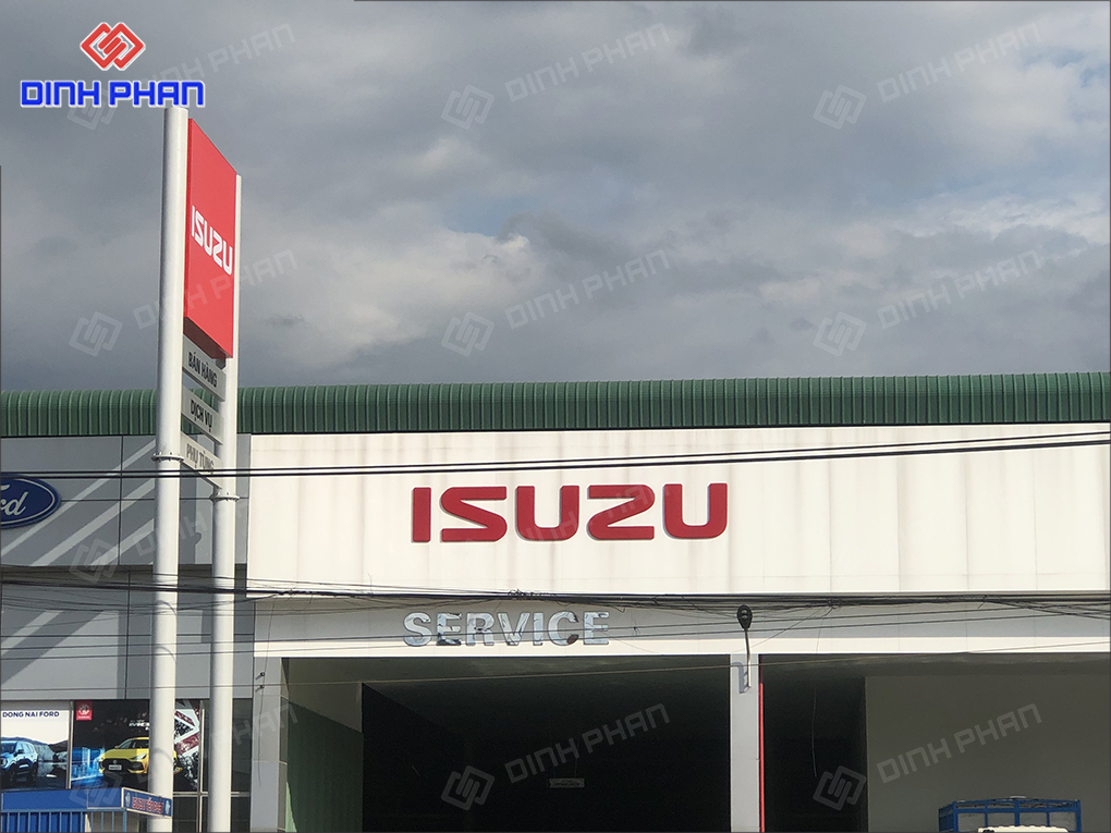 bảng hiệu showroom oto isuzu