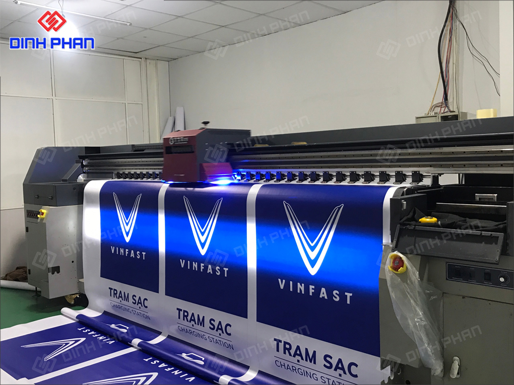 in uv bạt vinfast 