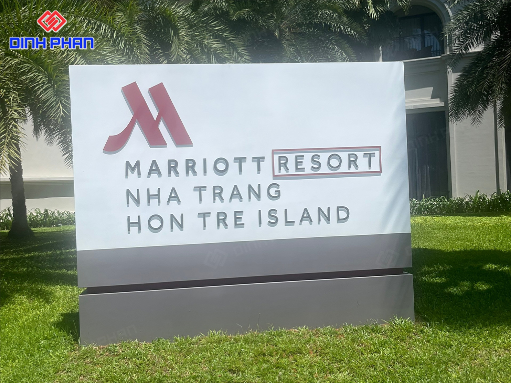 bảng quảng cáo resort marriot