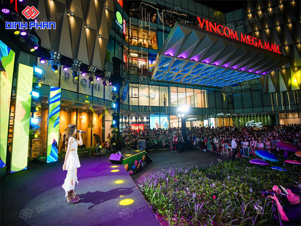 Bảng Hiệu Vincom Mega Mall Grand Park Quận 9