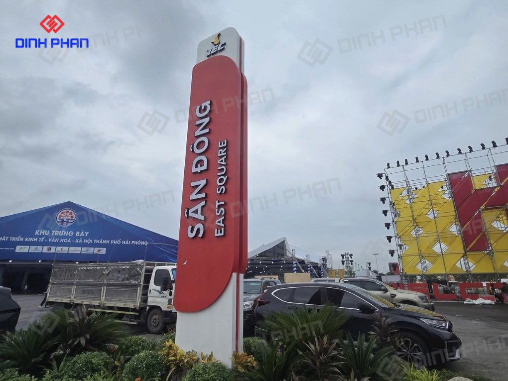 Trụ chỉ dẫn VEC