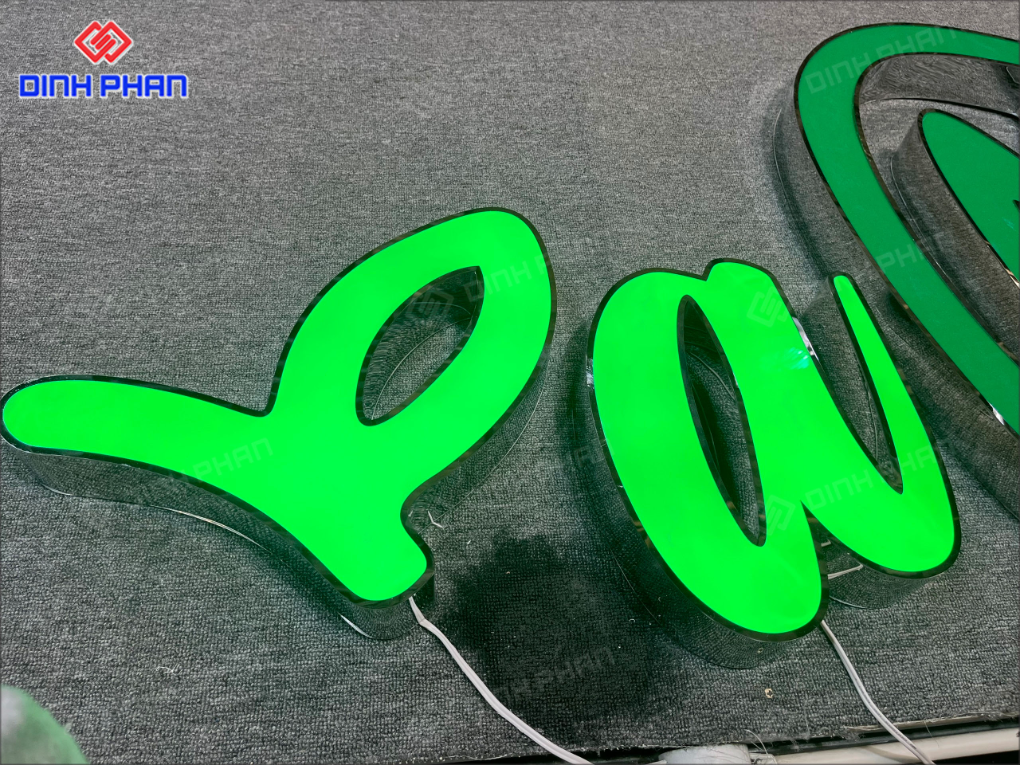 Chữ inox sáng mặt