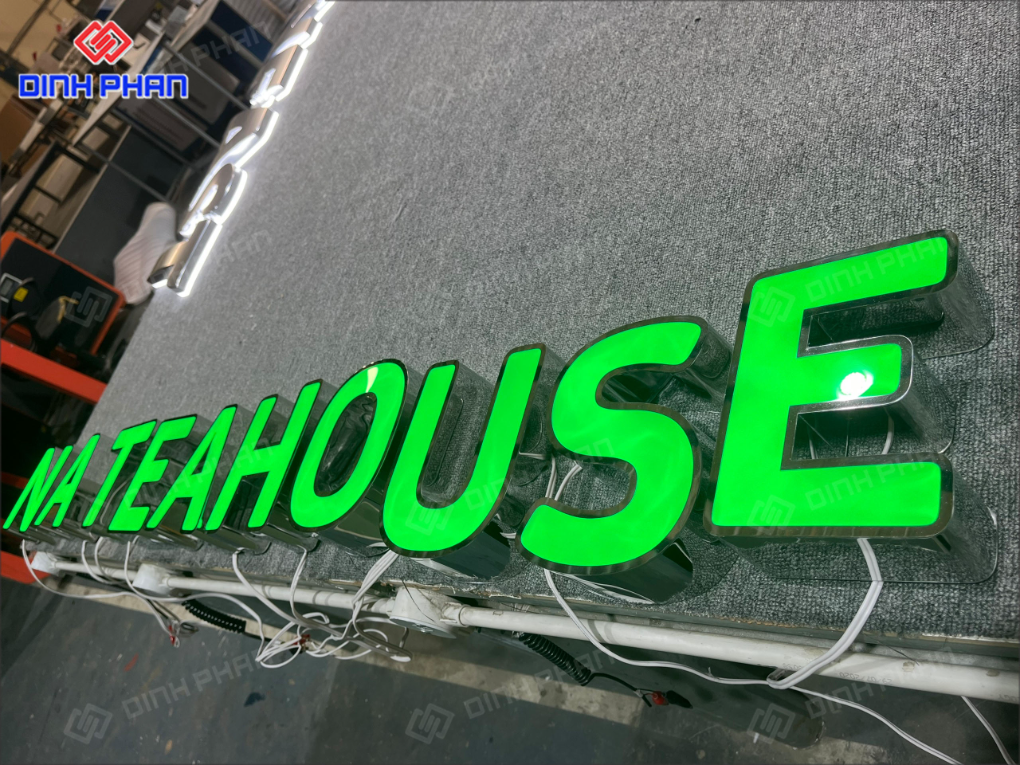 Chữ inox sáng mặt