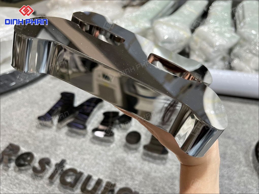 Chữ inox trắng