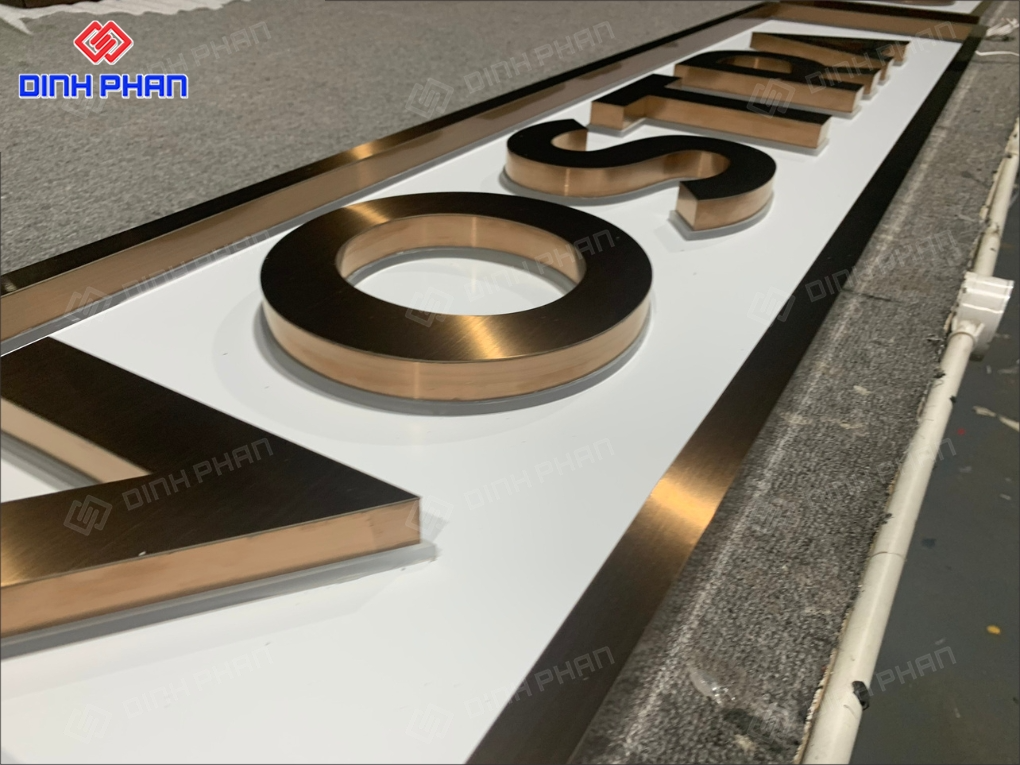 Chữ inox vàng xước