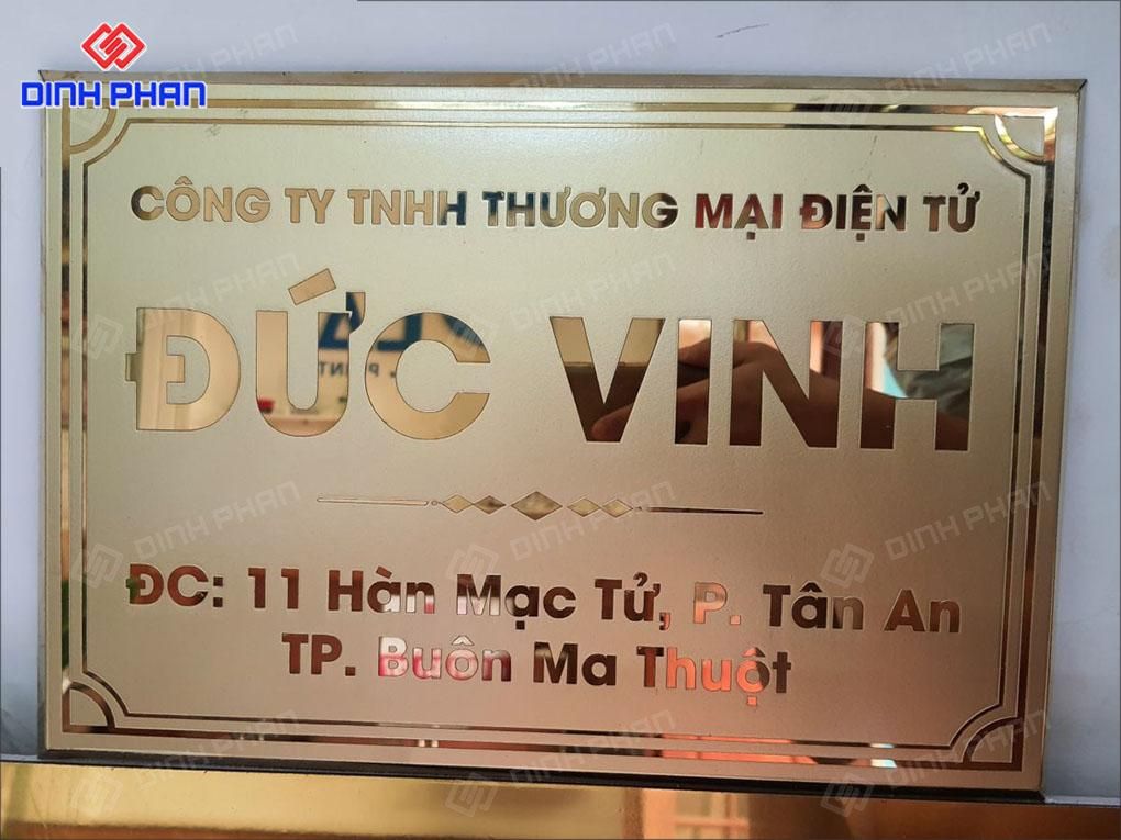 Chữ inox ăn mòn