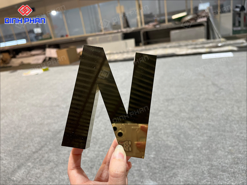 Chữ inox Bình Dương