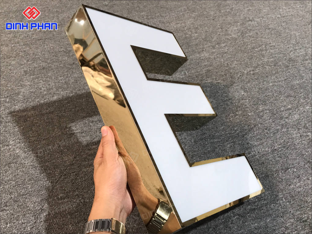 Chữ inox có đèn