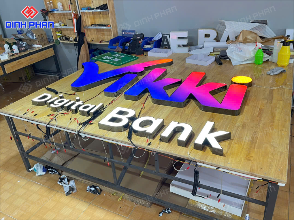 Chữ inox dán mica