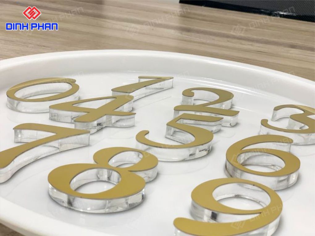Chữ inox dán mica