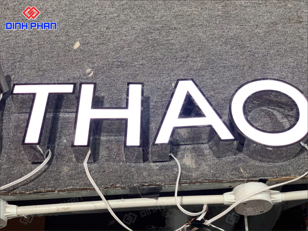 Chữ inox lọng viền