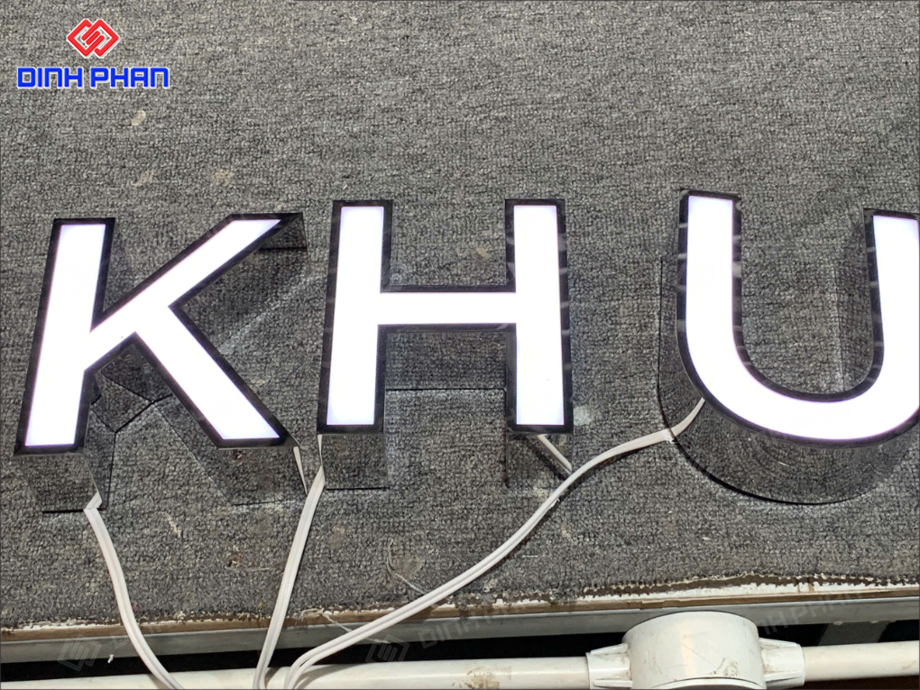 Chữ inox lọng viền