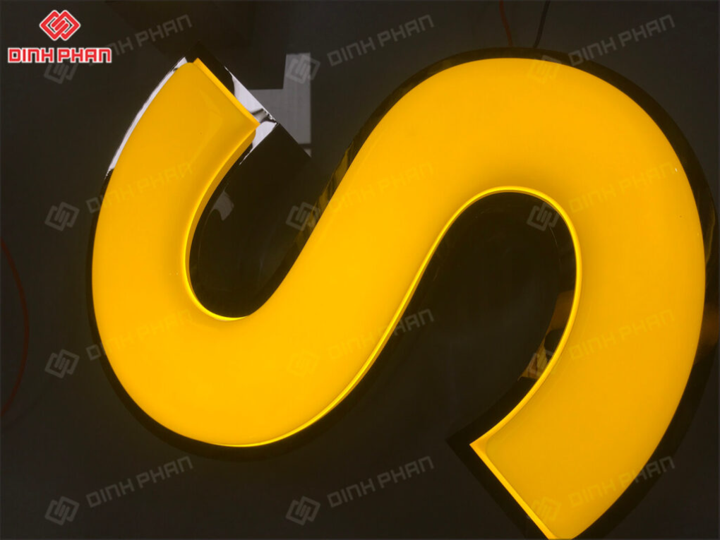 Chữ inox mặt mica hút nổi