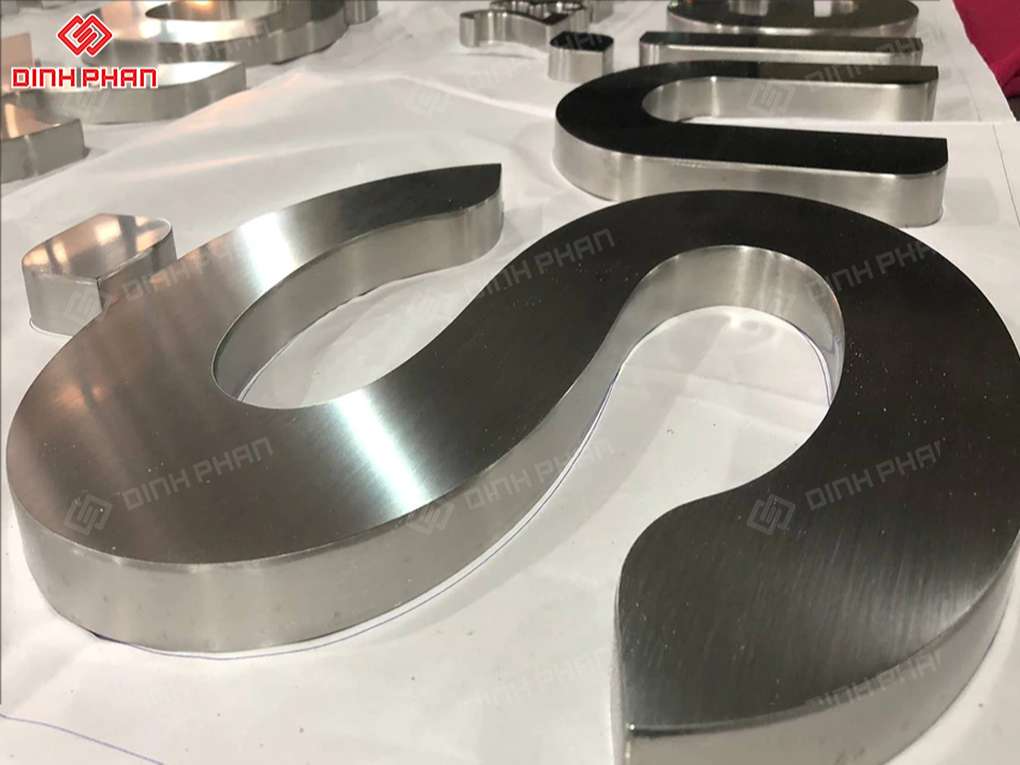 Chữ inox trắng mờ