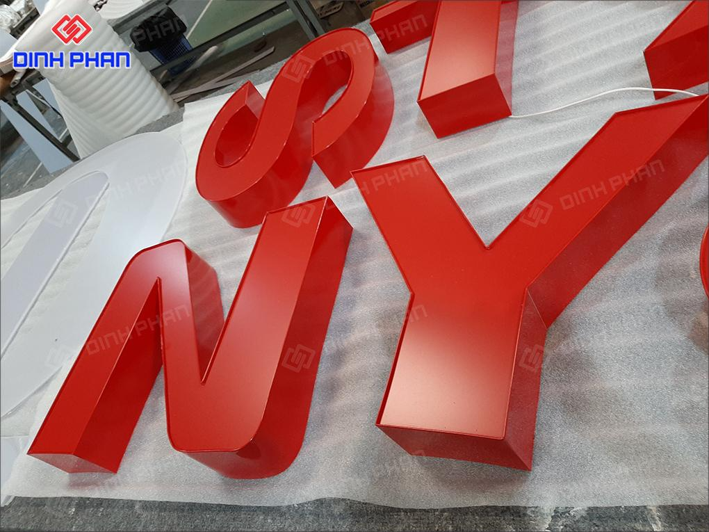 Chữ mica chân alu