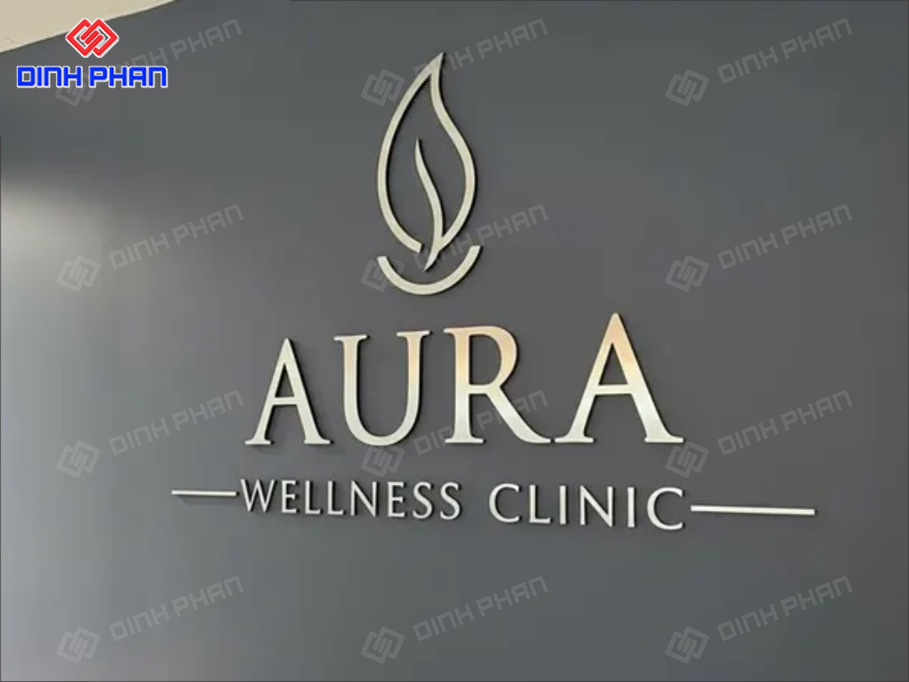 Chữ mica dán tường