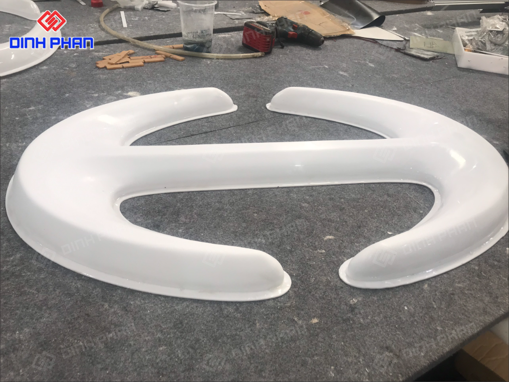 Chữ mica hút nổi