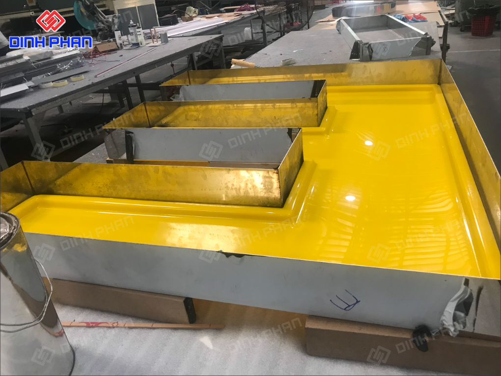 Chữ mica hút nổi