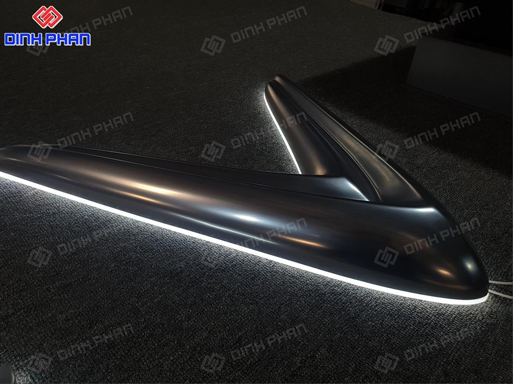 Chữ mica mạ crom