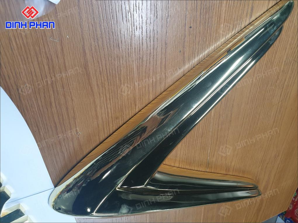 Chữ mica mạ crom