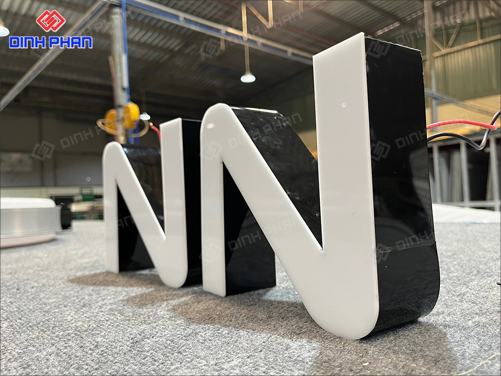 Chữ nhôm không gờ