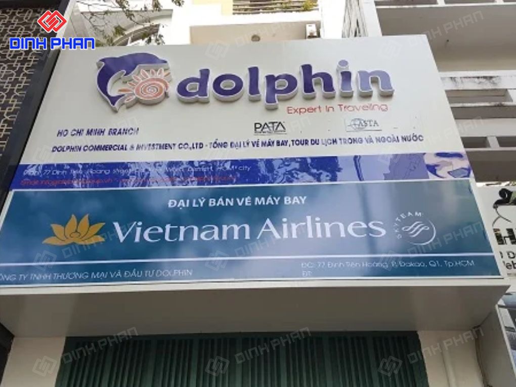 Bảng hiệu du lịch
