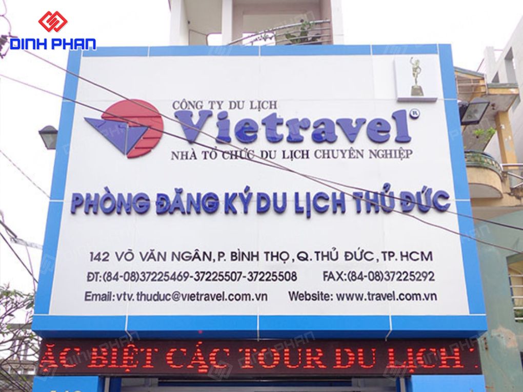 Bảng hiệu du lịch