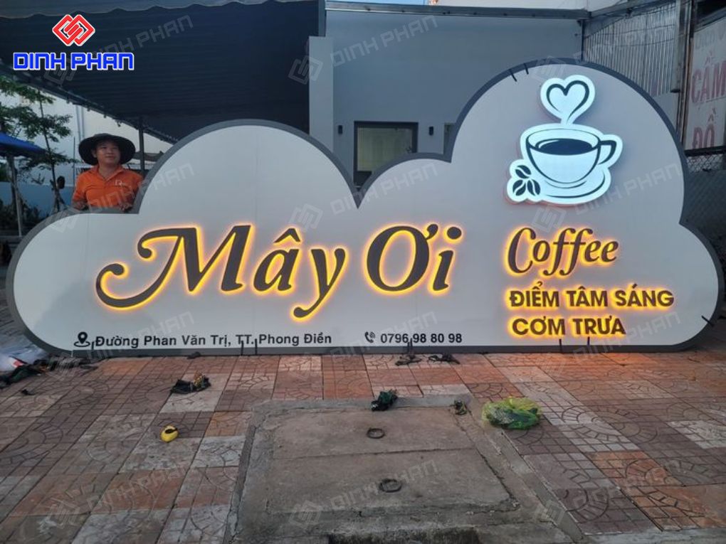 Làm bảng hiệu cafe