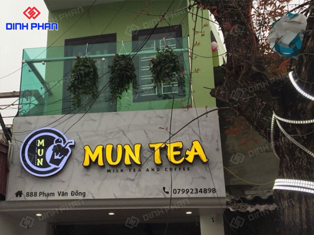 Làm bảng hiệu trà sữa