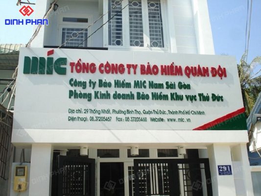 Thi công bảng hiệu công ty BMT