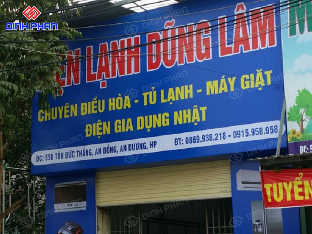 Bảng hiệu mica
