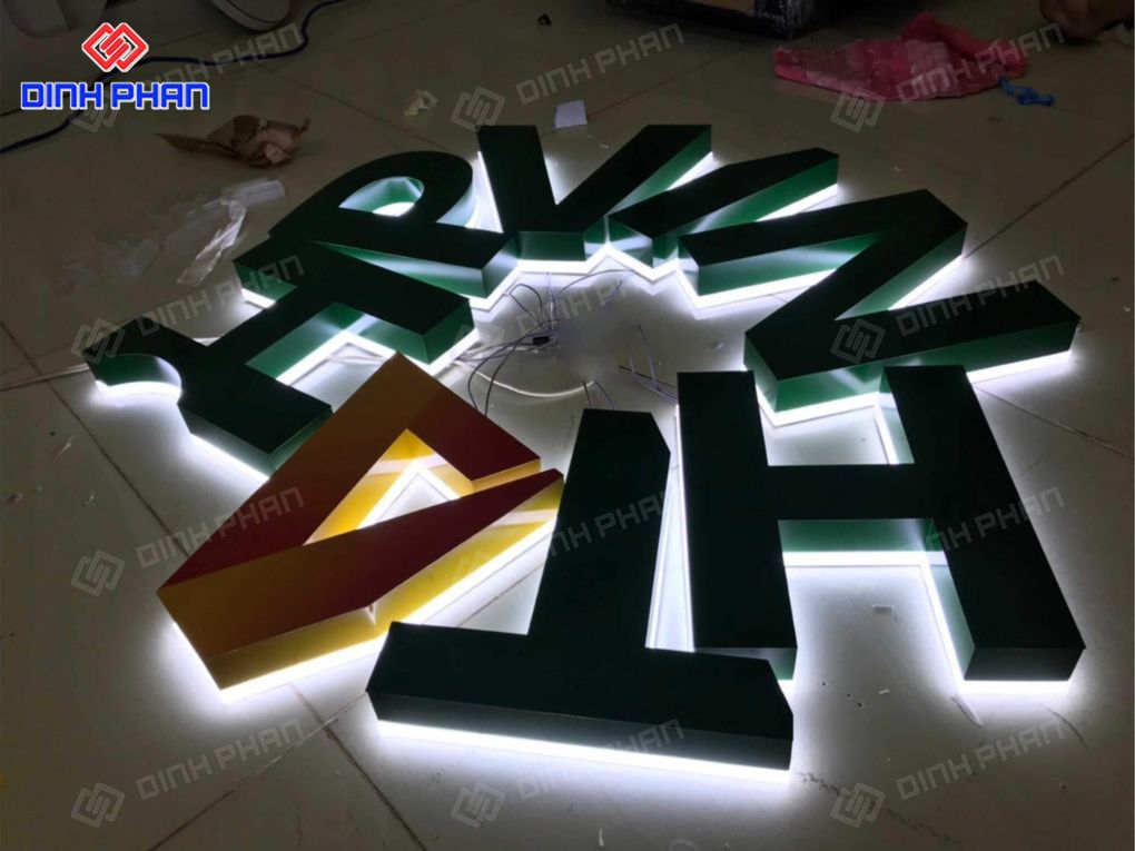 Chữ nổi mica đèn LED