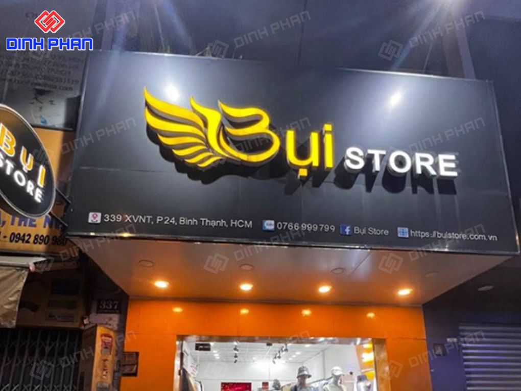 Làm bảng hiệu shop quần áo