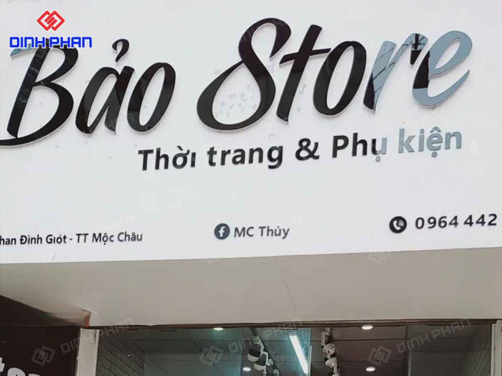 Làm bảng hiệu shop thời trang