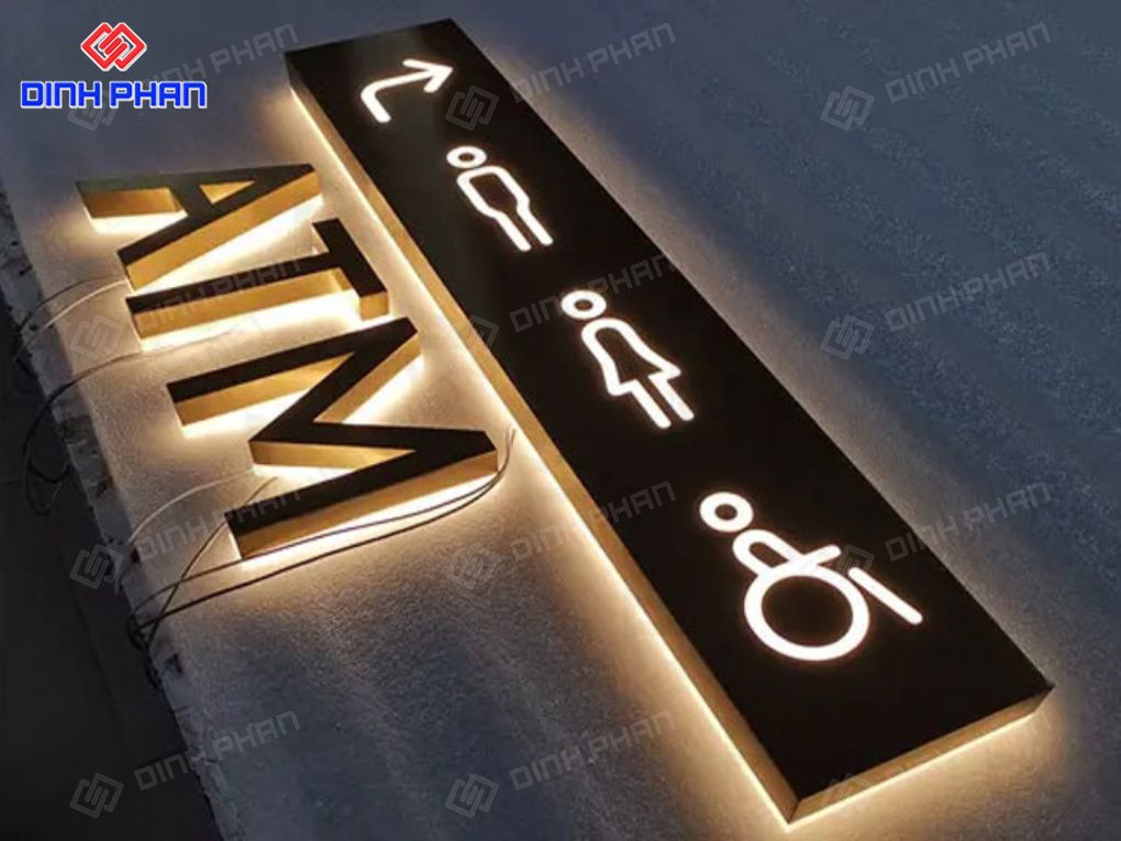 Chữ inox hắt sáng chân