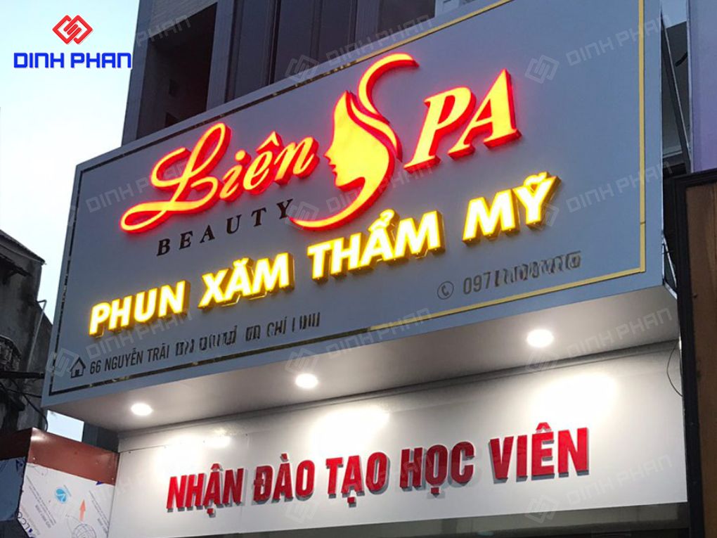 Giá bảng hiệu chữ nổi mica