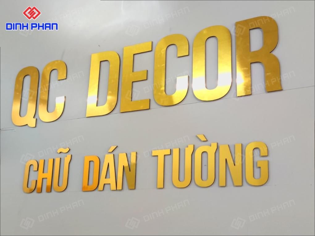 Chữ Alu dán tường