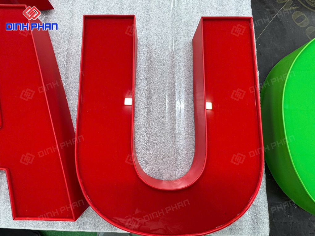 Chữ inox màu