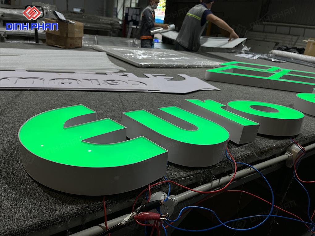 Chữ nổi mica đèn LED