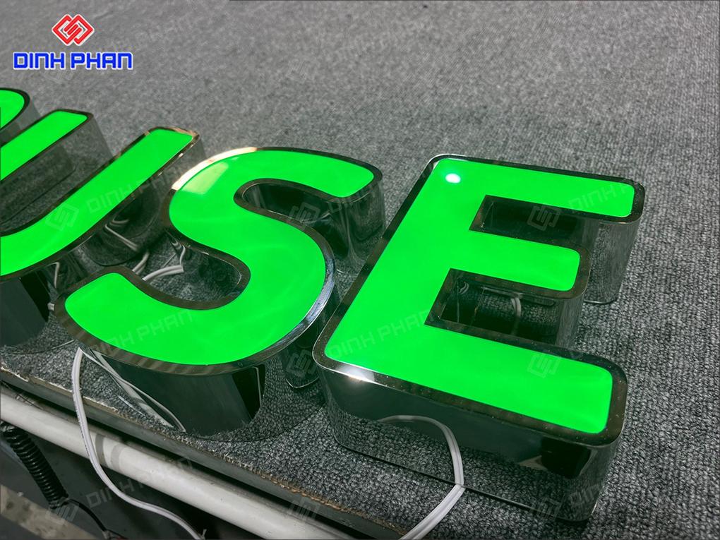 Chữ nổi mica đèn LED