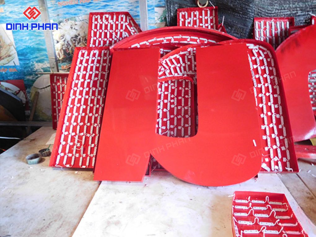 Chữ tôn