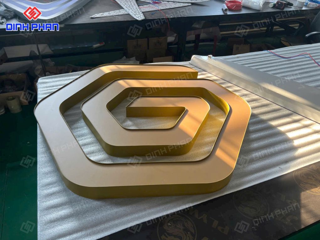Làm chữ nổi inox giá rẻ