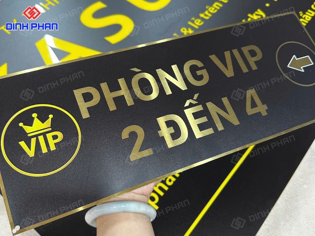 Làm biển số phòng
