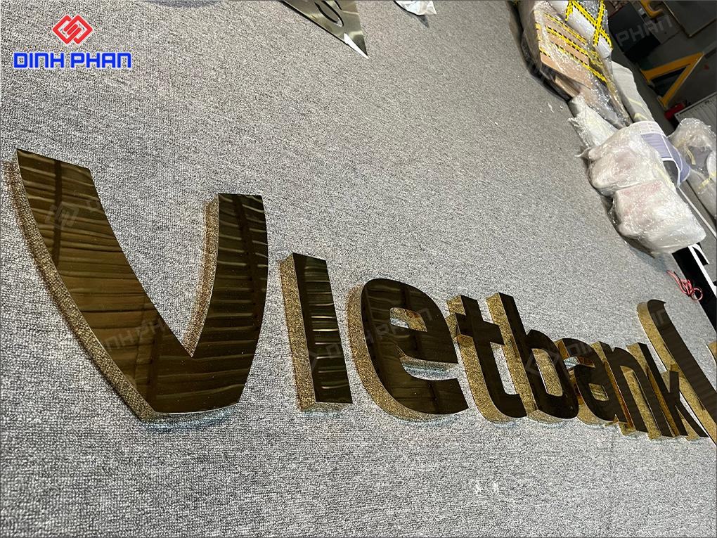 chữ inox vàng gương